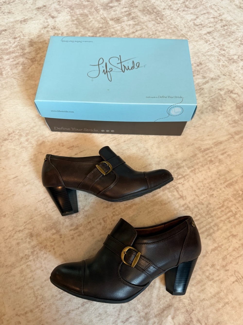 Life Stride Tracey Women's Brown Leather Buckle Heels